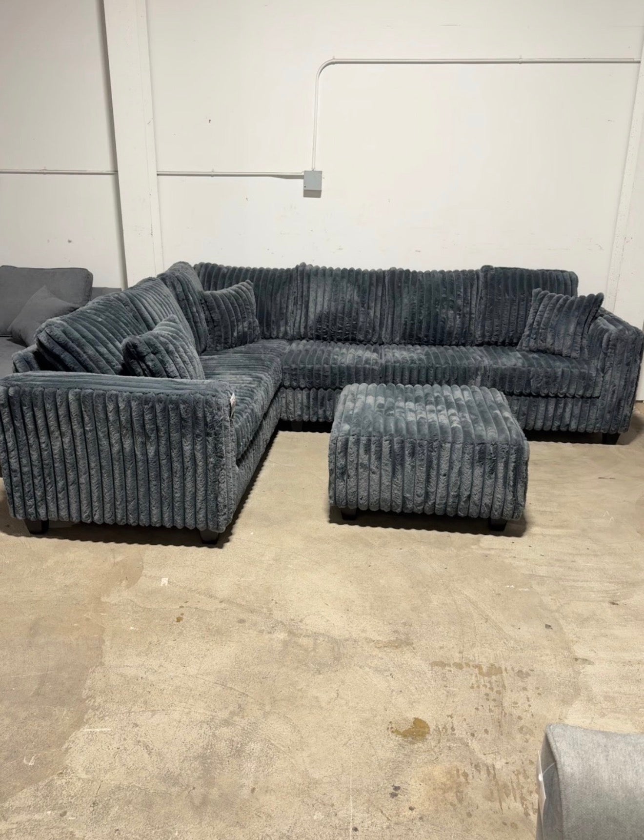 Fluffy Corduroy Sectional – Stylish & Comfortable Sofa