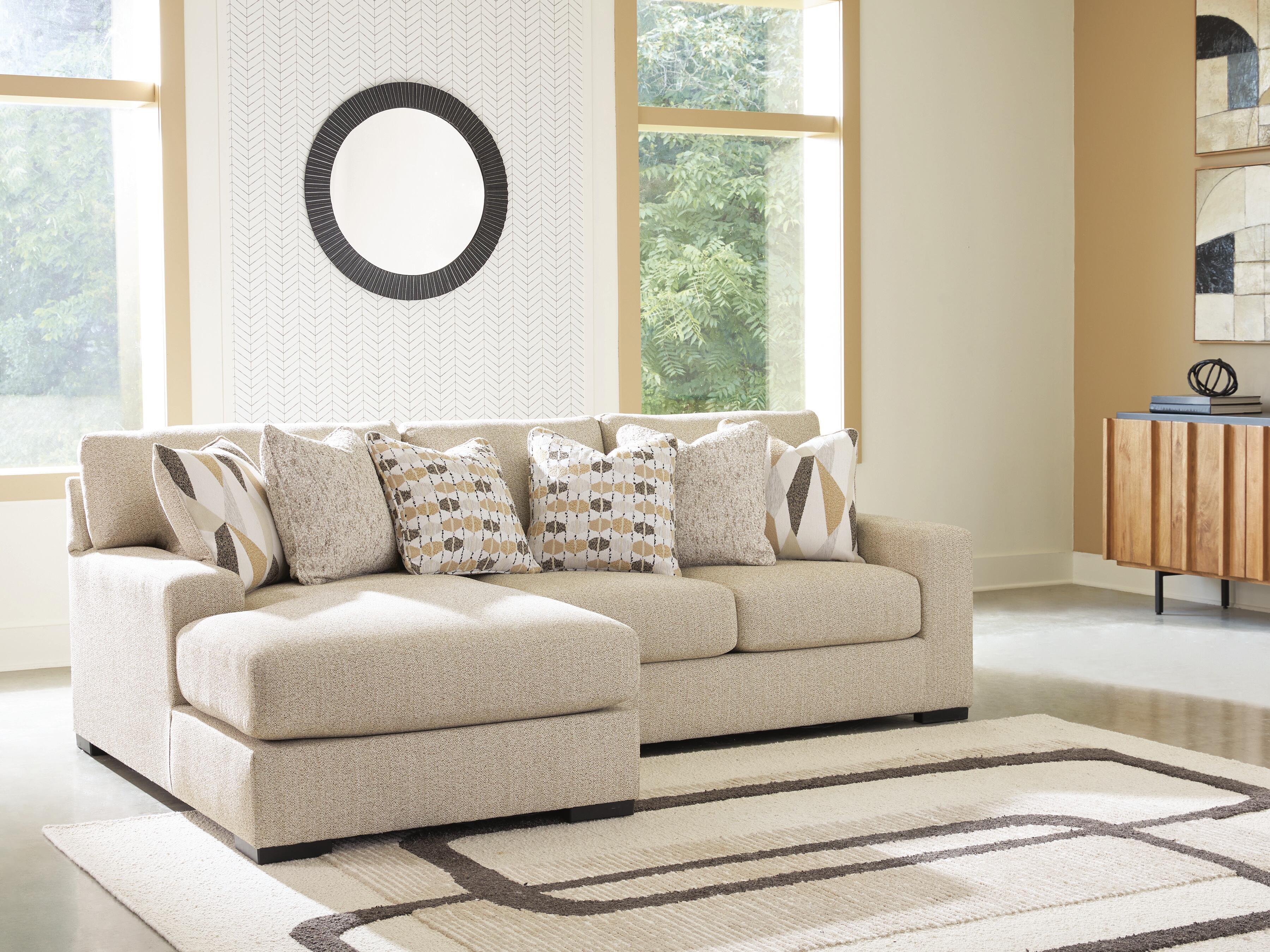 Laurelgrove Sectional Sofa Chaise