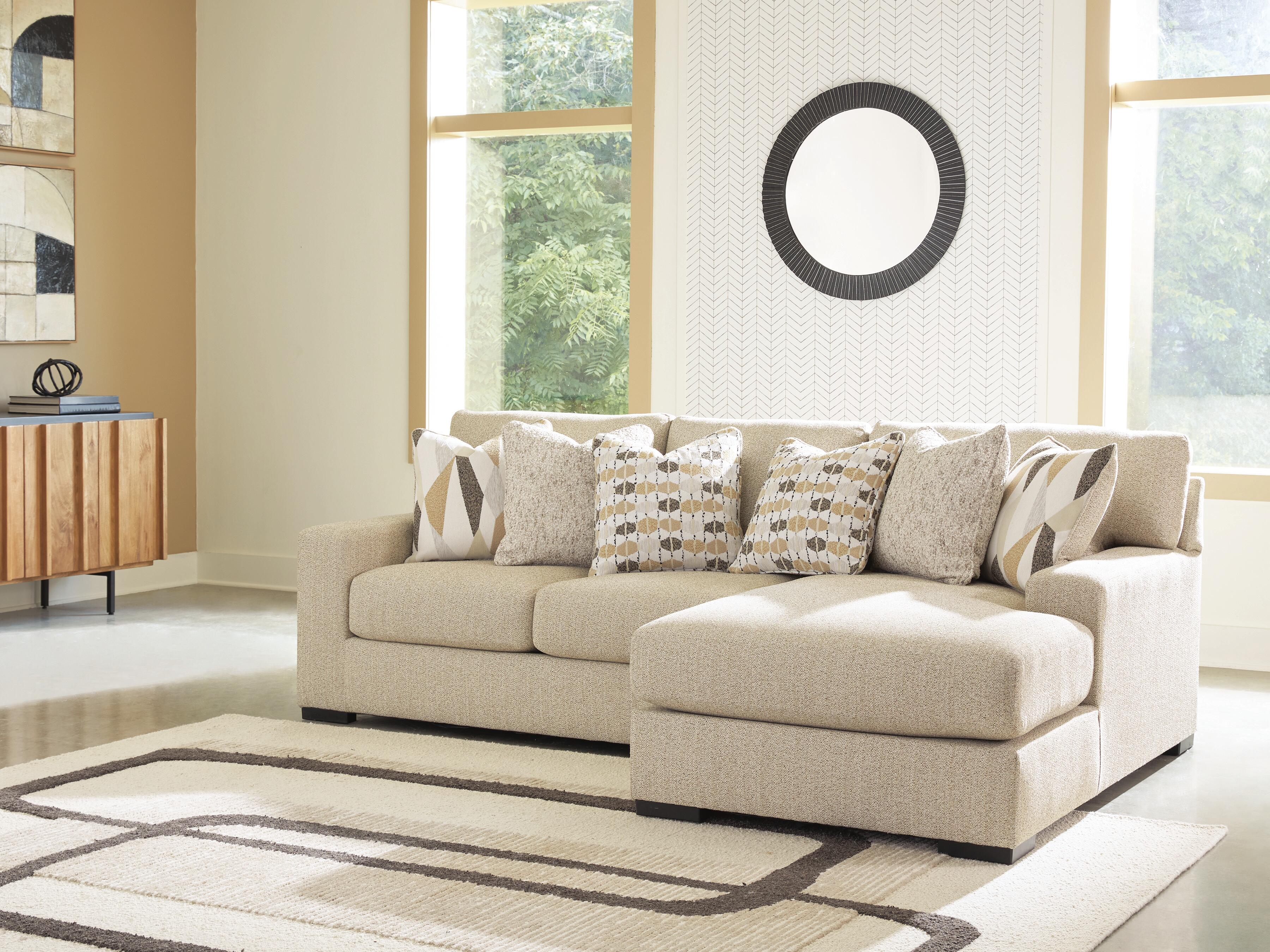 Laurelgrove Sectional Sofa Chaise
