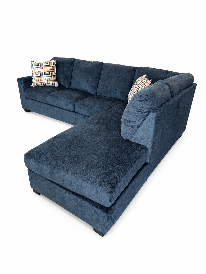 Avery 2-Piece Sectional with Chaise